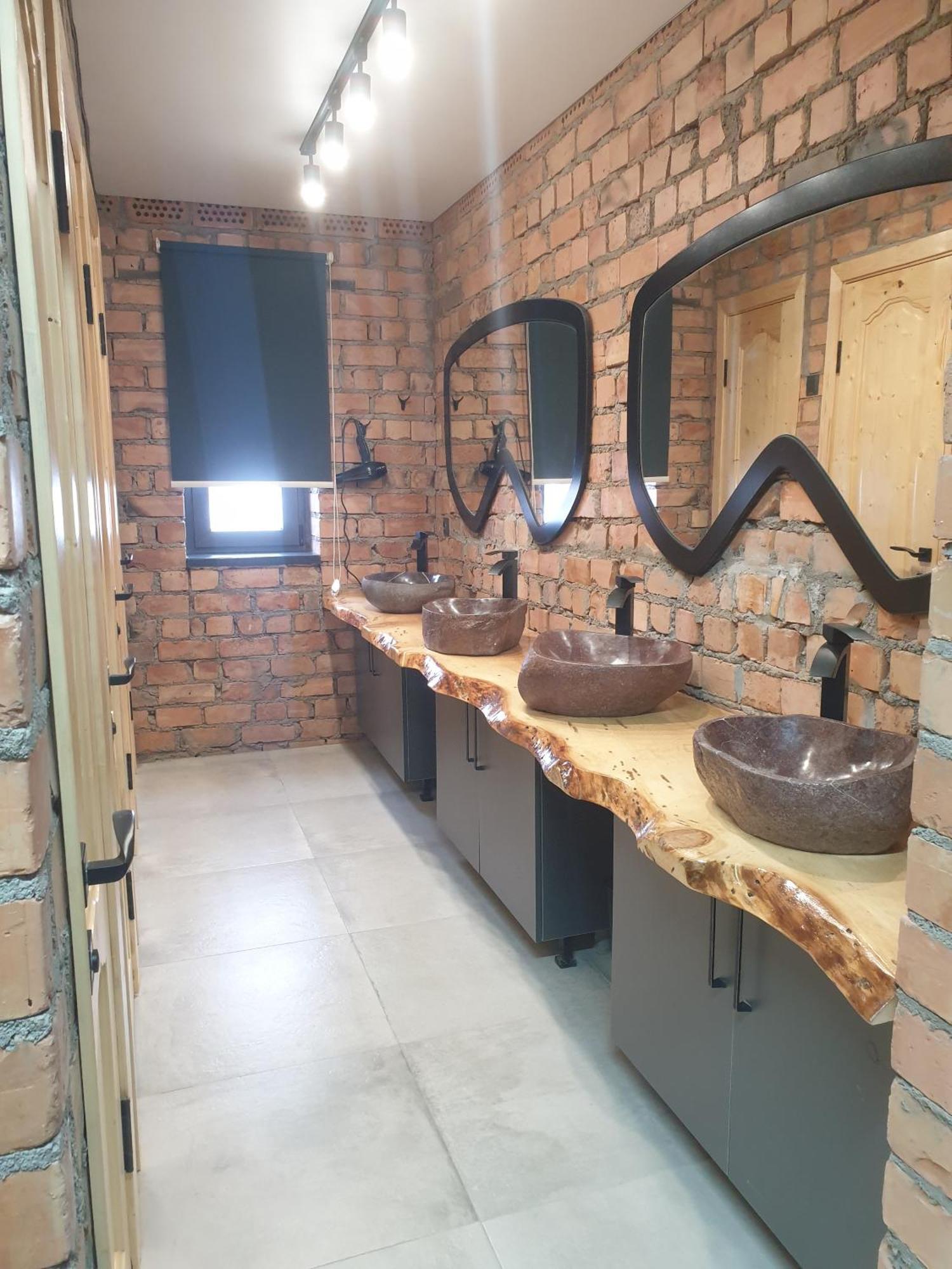 Mine Hostel Dzhergalan Jyrgalan ภายนอก รูปภาพ